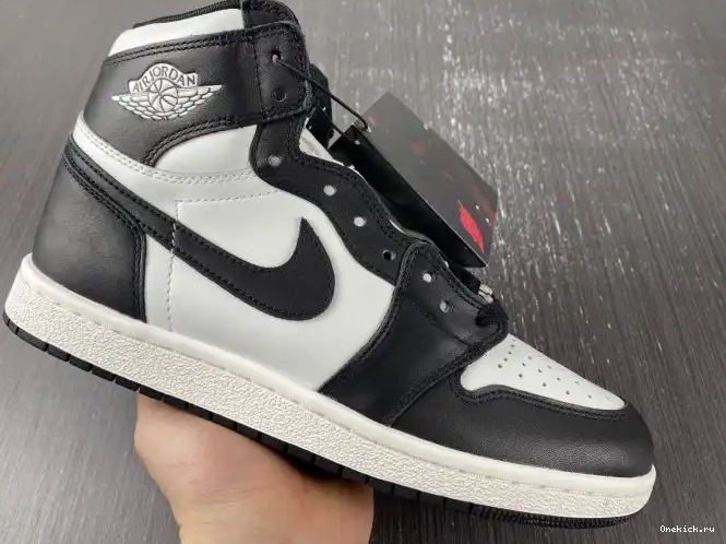 One Kick White High Black 85 (2023) Retro Jordan BQ4422-001 1 0613